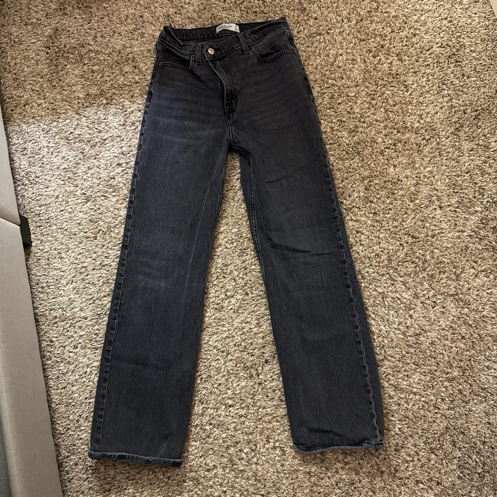 Abercrombie & Fitch Women's Black Straight Leg Jeans